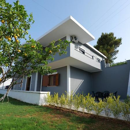 Iphigenia Luxury Flat Apartment Sarande Exterior photo